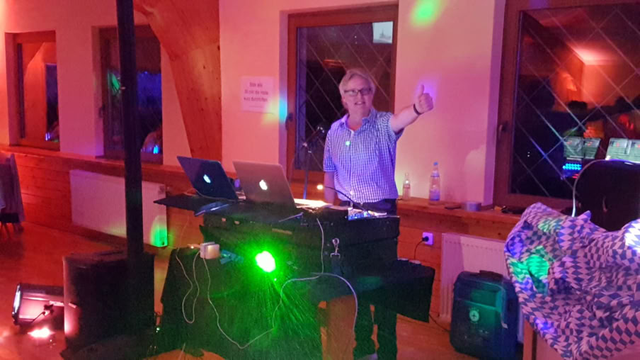 Eishaus Saarbr&uuml;cken DJ Georg